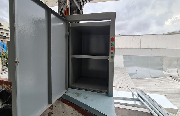 Revisión de sistema de seguridad de montaplatos